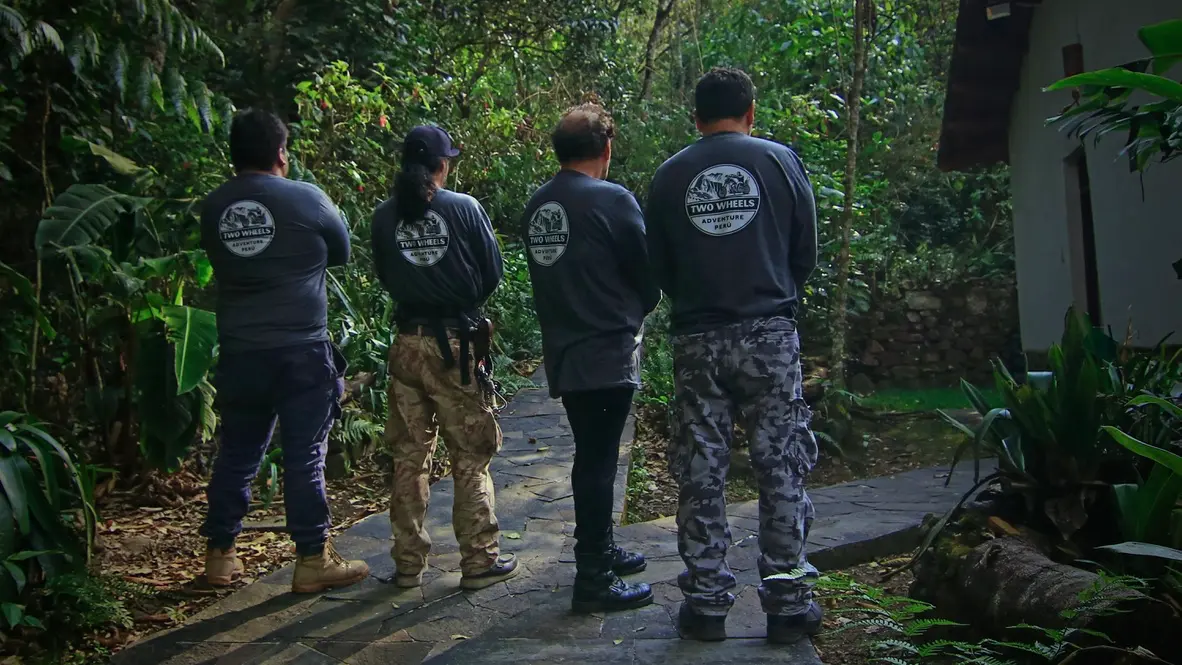 Uniformes y vestimenta con el nuevo branding